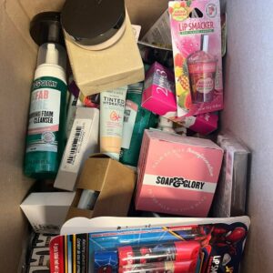 Alternative view of Makeup Mystery Box Pallets