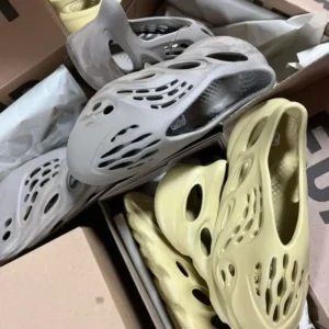 Alternative view of Yeezy Foam Runner Pallets