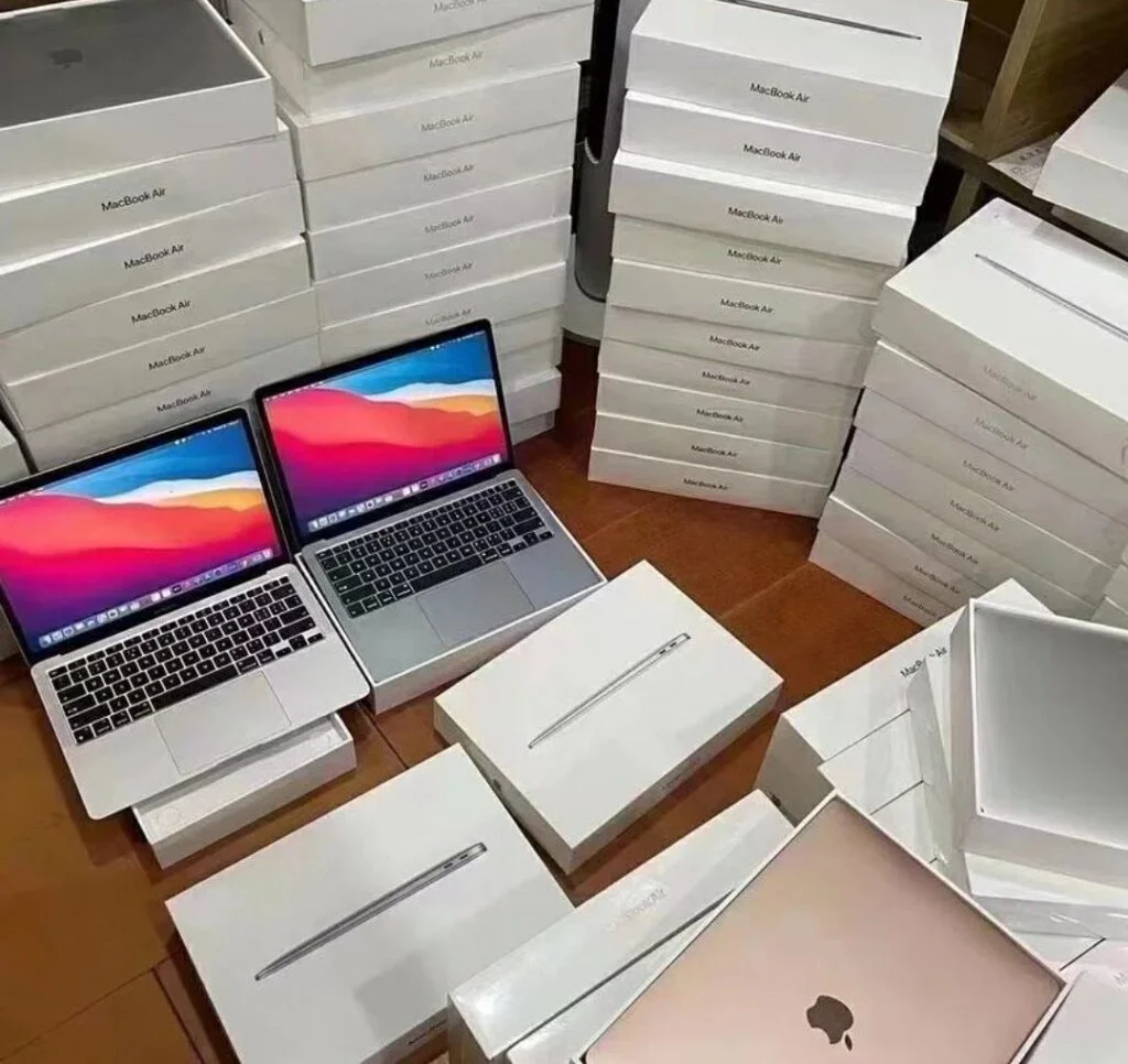 Apple MacBook Pallets